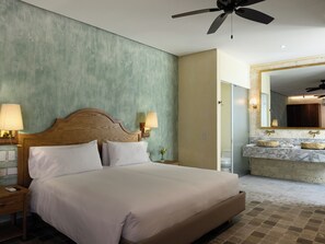 Junior Double Room, Balcony, Pool View - Hotel Voilá Pedregal By Huespedia (Cartagena)