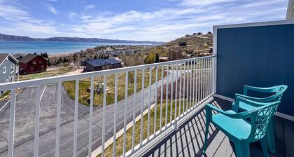 Lakeview Condo 871 #3