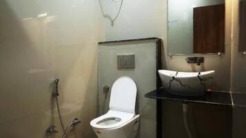 Family Room, City View | Bathroom