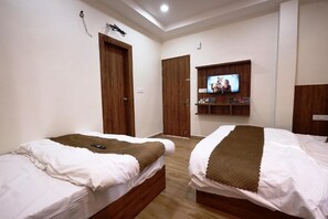 Family Room, City View - Hotel Om Divine (Vrindavan)
