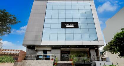 Townhouse Khammam Formerly Bluemoon