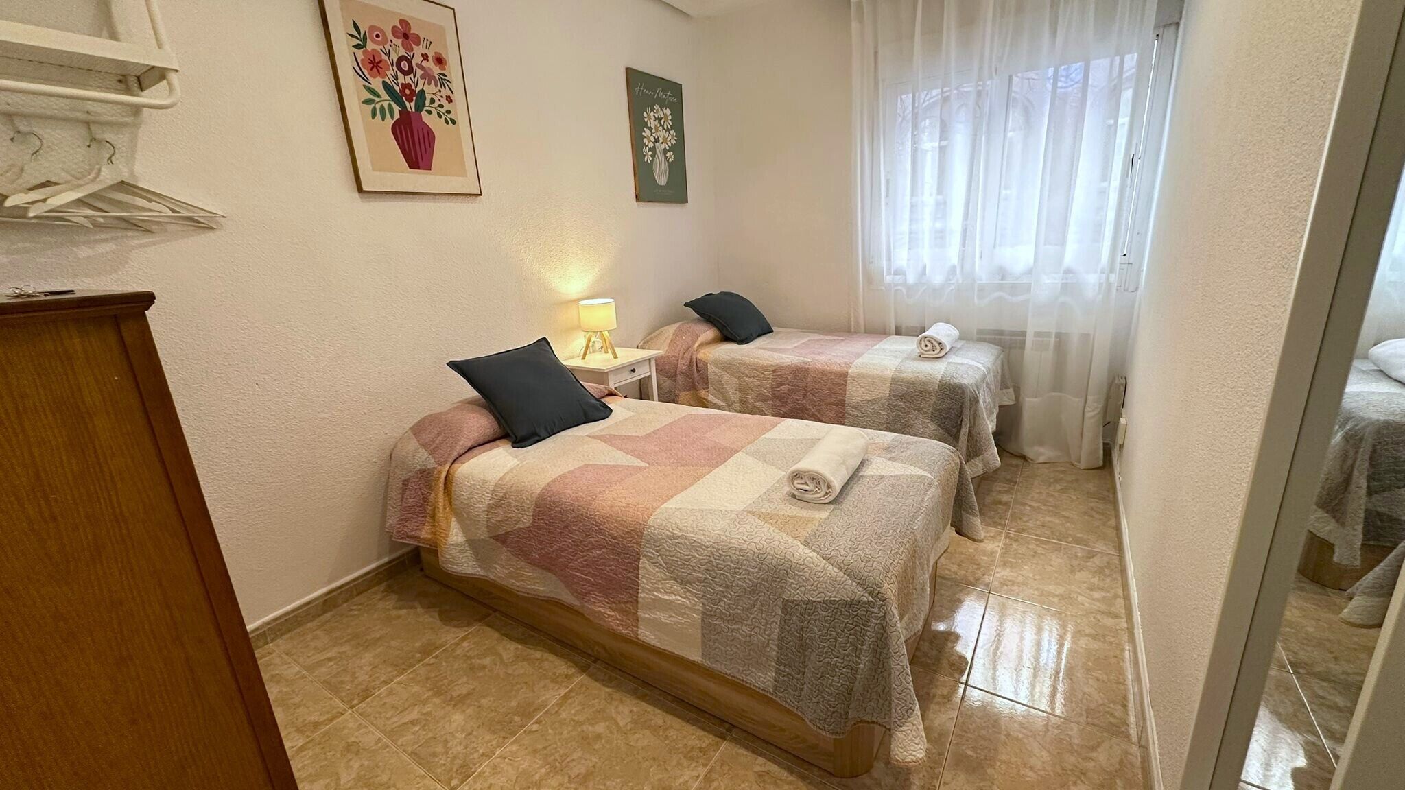 Phòng, phòng tắm dùng chung