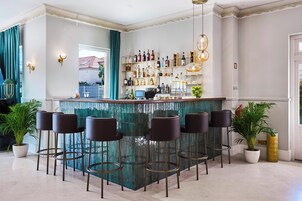 Bar (en la propiedad)