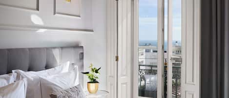 In-room safe, free WiFi