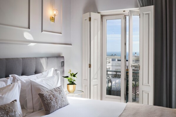 In-room safe, free WiFi - Estoril Boutique Hotel (Cascais)