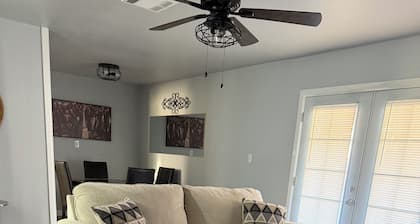 Bright, Renovated Home by White Sands National Park & Sacramento Mountains