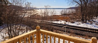 Maiden Rock River Hideaway