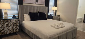 5 Schlafzimmer, Bügeleisen/Bügelbrett, Internetzugang, Bettwäsche