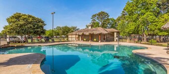Rayford Crossing RV Resort