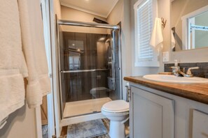 Bathroom - Rayford Crossing RV Resort (Spring)