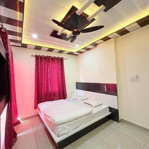 Room - Hotel Shyam Mahal (Khatoo)