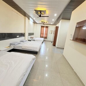 Room - Hotel Shyam Mahal (Khatoo)