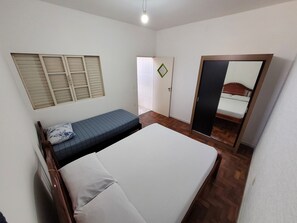 Iron/ironing board, WiFi, bed sheets - Prime Location and Fair Price (Sumaré)