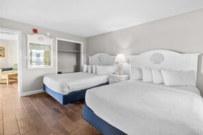 Room - Family Beach Suite w/ Balcony & Beach Access 0.2 Miles from Boardwalk (Myrtle Beach)