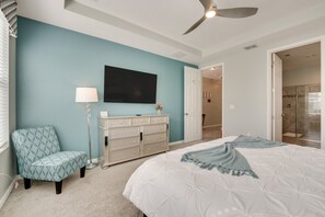 6 Schlafzimmer, Schreibtisch, Reisekinderbett, WLAN