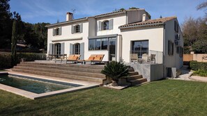 Pool - Magnificent house with swimming pool and terraces in the heart of Maussane and the Alpilles (Maussane-les-Alpilles)