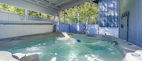 Bain à remous extérieur