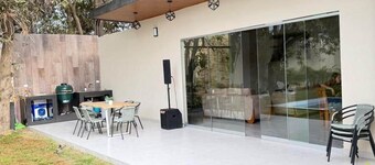 Casa en Ica con piscina, parrilla y gran jardín