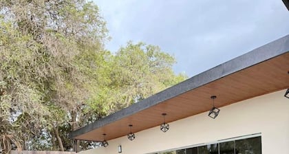 Casa en Ica con piscina, parrilla y gran jardĂn