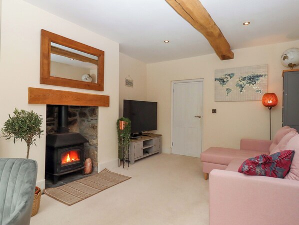 Living area - The Mill House (Newton Abbot)