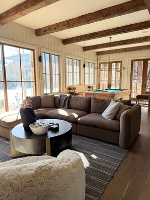 Living area - Elk Lake Lodge Telluride, CO (Telluride)