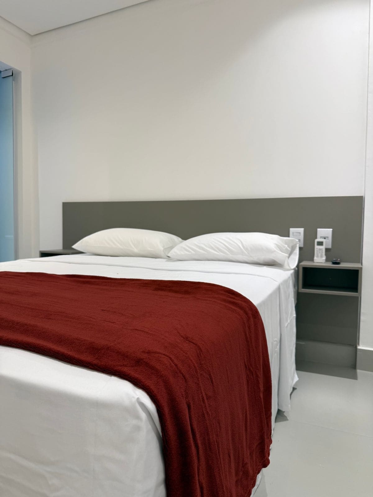 Deluxe Studio Suite | Desk, laptop workspace, free WiFi, bed sheets