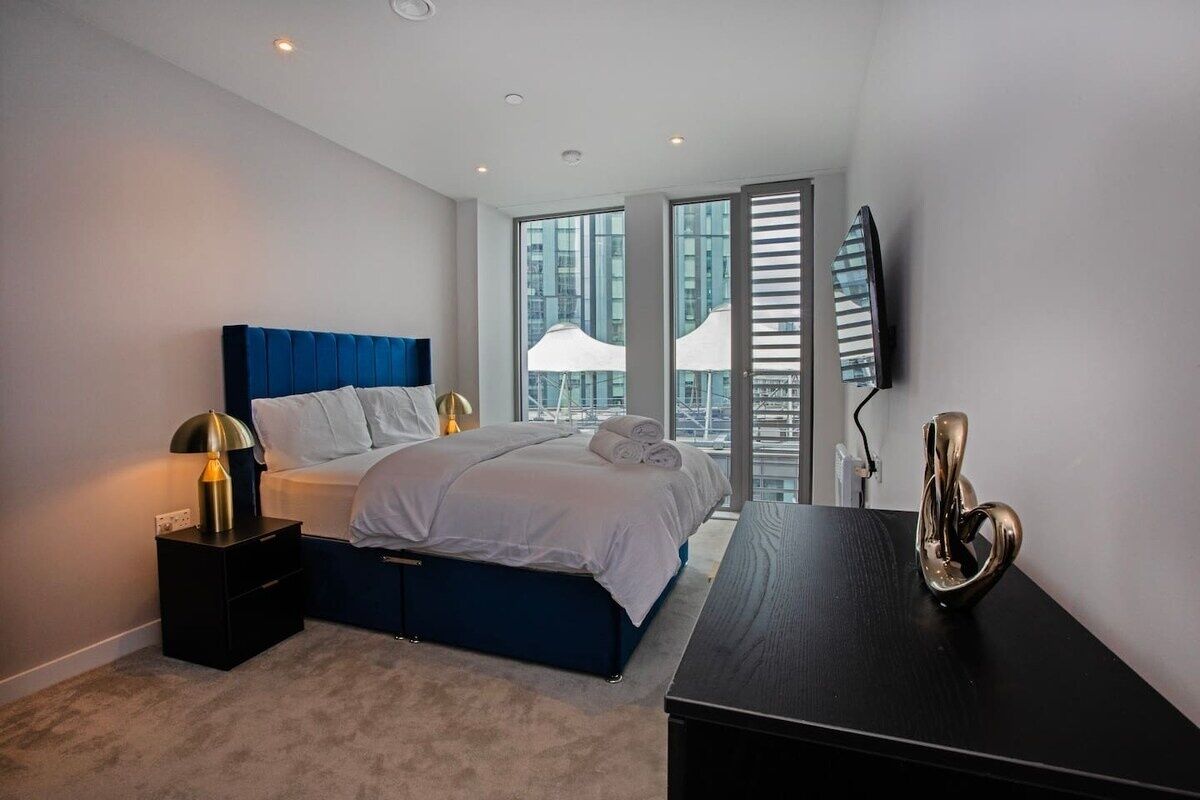 2 bedrooms