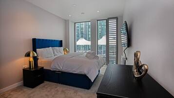 2 bedrooms