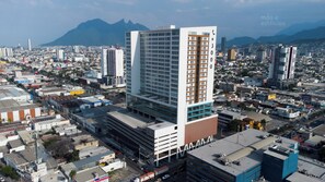 Exterior - Torre República (Monterrey)