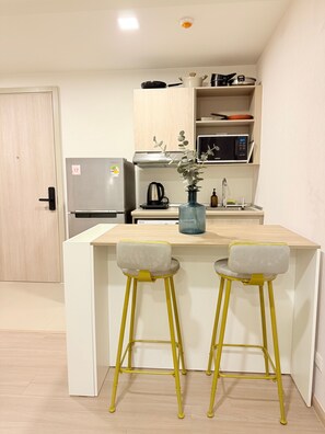 Interior - Room-dcondo Reef Artificial Pavement Pri (Kathu)