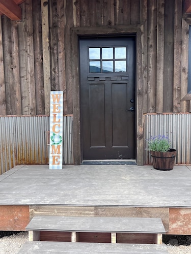 2 bed 2 bath just 15 minutes from Frenchtown in Ninemile Valley w/sauna pets ok