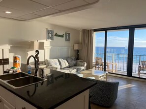 Interior - Edgewater Beachfront PCB Gulf Views Pool & Resort (Panama City,)