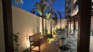 Basic Apartment | Terrace/patio - Apartamento em Cond. de Luxo  (Arraial do Cabo)