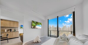 Condo, Balcony, City View - Downtown Miami Getaway with City Views (Miami)