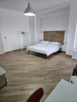 Deluxe Room, City View