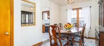 Luxury Quiet 4BR Retreat, RO Water + Free Pizza