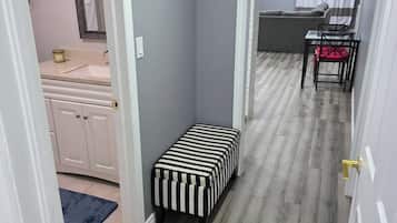 House, 2 Bedrooms, Accessible, Smoking | Interior