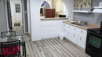 House, 1 Bedroom, Smoking, Fireplace | Interior