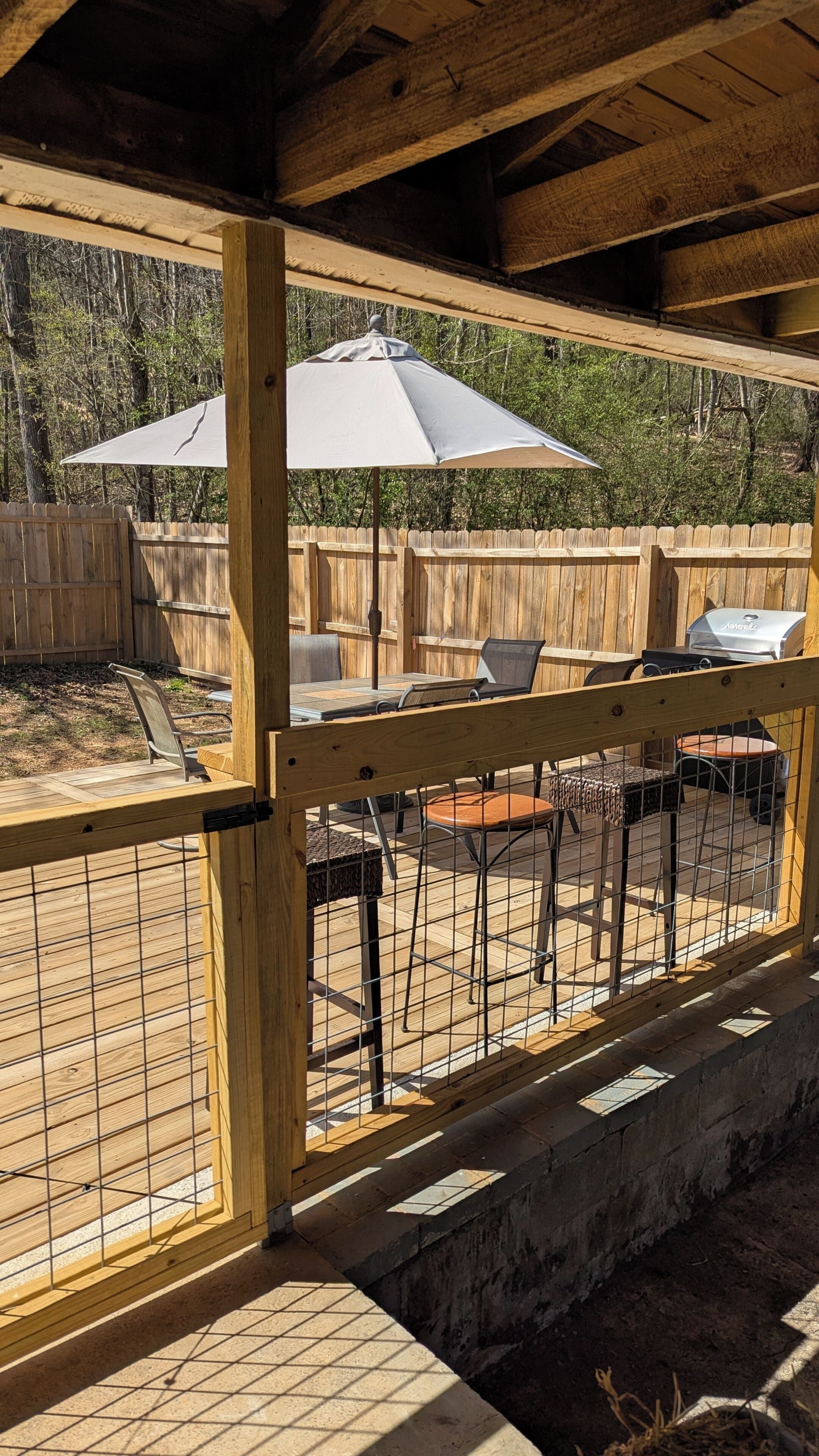 Outdoor dining