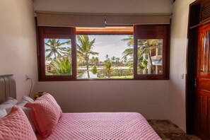 1 bedroom, WiFi, bed sheets - Beach front One Bedroom with Pool and Garden Views (Caponga)