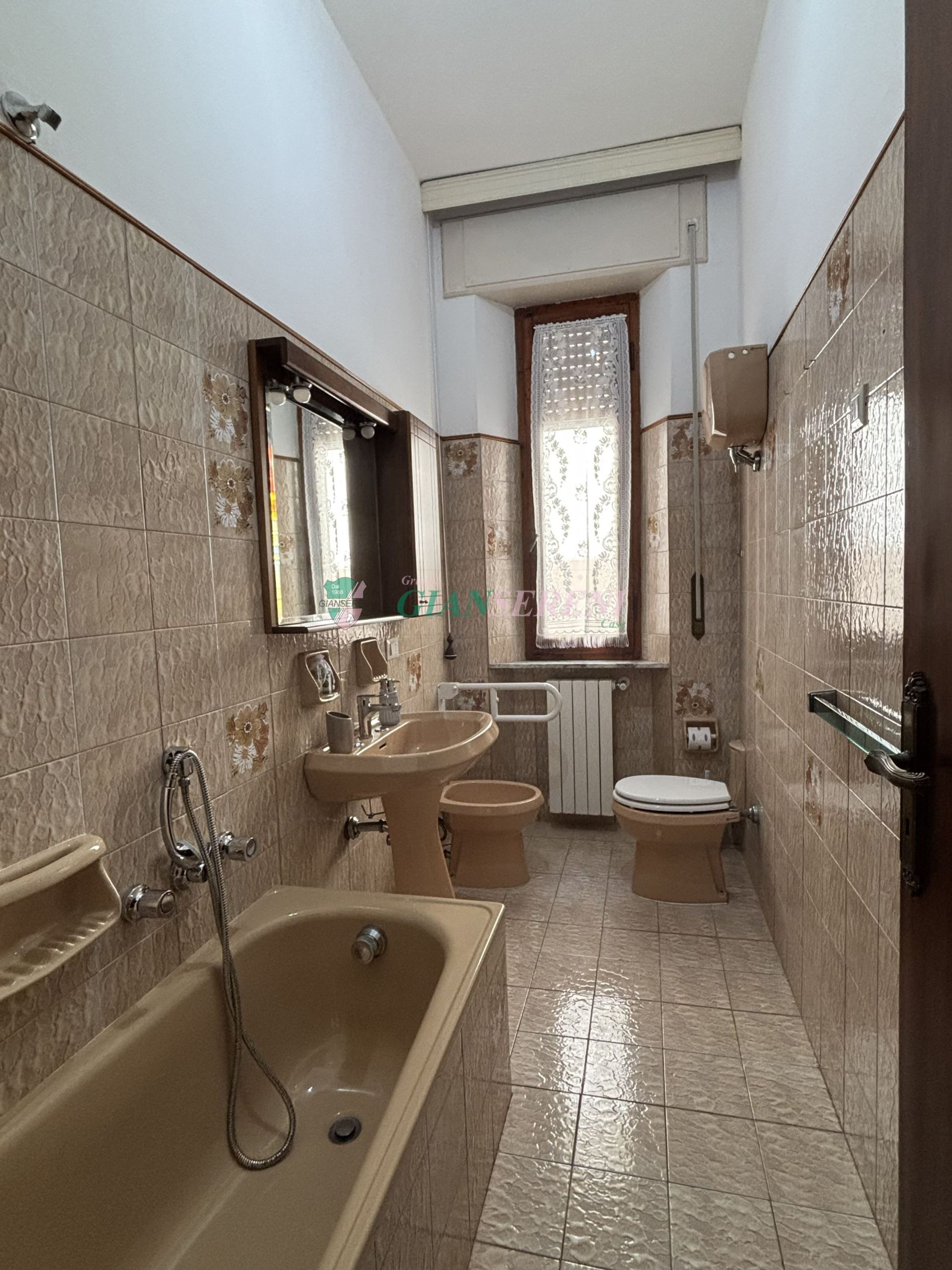 Ducha, secador de pelo