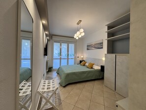 Free WiFi, wheelchair access - 5 bed places with swimming pool in the area Coop-Rif. Stella Marina (San Vincenzo)
