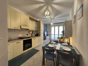 Fridge, microwave, oven, dishwasher - 5 bed places with swimming pool in the area Coop-Rif. Stella Marina (San Vincenzo)