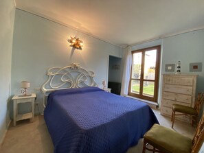Free WiFi - Apartment in villa with garden-Rif. Gioco (San Vincenzo)