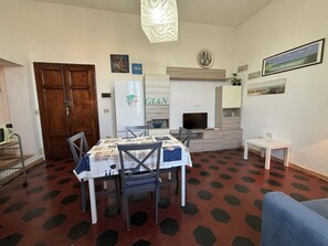 Dining - 5 beds in a prestigious villa-Rif. Leccio (San Vincenzo)