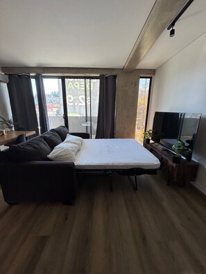 Living area - Mutuo 104 Downtown Tijuana (Tijuana)