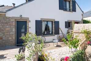 Terrace/patio - Room – View of the Standing Stones – Terrace & Wi-Fi (Carnac)