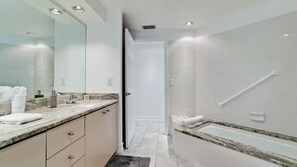 Hair dryer, towels, soap, toilet paper - Spacious 5BR Family Oasis I Luxury Pool I Close to Anna Maria Island (Bradenton)