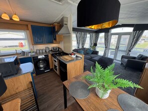 Interior - The Balmoral - Millfield Holiday Park (Ingoldmells)