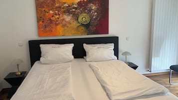 2 Schlafzimmer, Bügeleisen/Bügelbrett, WLAN, Bettwäsche